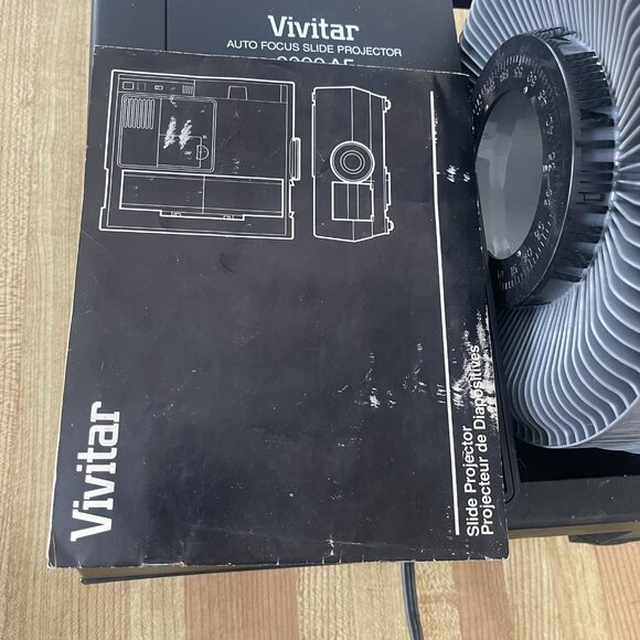 Vivitar Autofocus Slide Projector 2000AF Auto Focusing 35mm Working, Needs Bulb - Picture 2 of 11